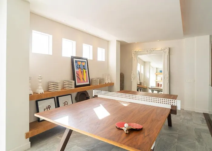 Con Encanto Cerca De La Playa En Malaga By Ruralidays *