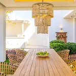 Con Encanto Cerca De La Playa En Malaga By Ruralidays Holiday home *